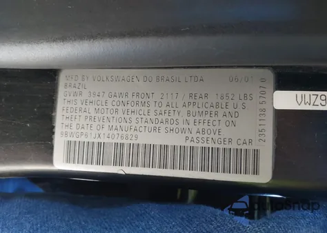 2001 Volkswagen Golf Gls Tdi from USA, damaged, VIN 9BWGP61JX14076829